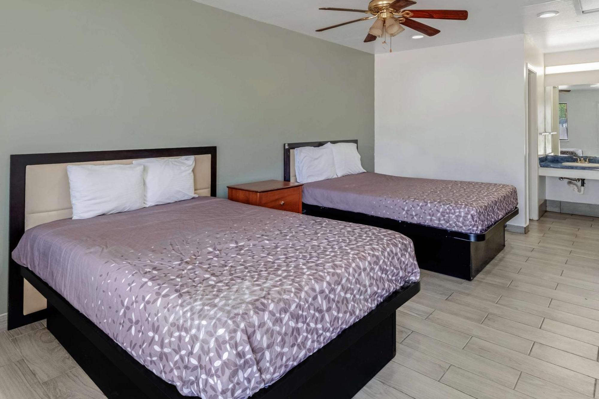 Americas Best Value Inn San Antonio Downtown Riverwalk Exterior foto