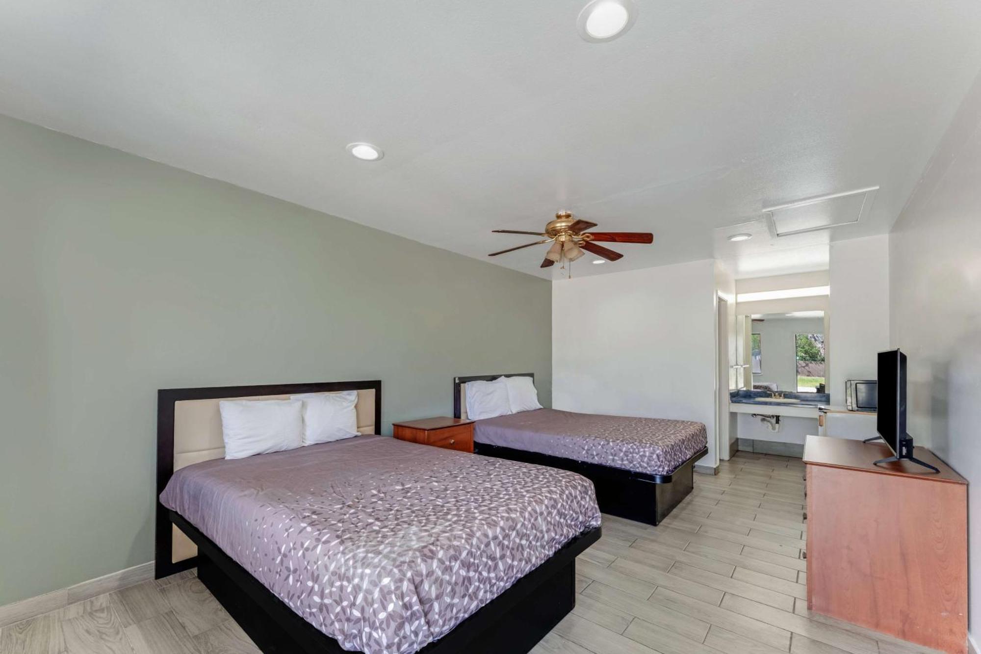 Americas Best Value Inn San Antonio Downtown Riverwalk Exterior foto